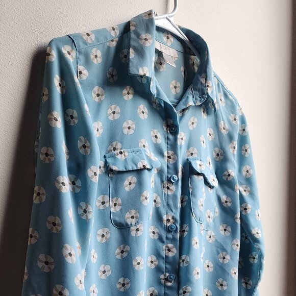 LOFT Blue Floral Button Down Shirt Size XS - Picture 2 of 14